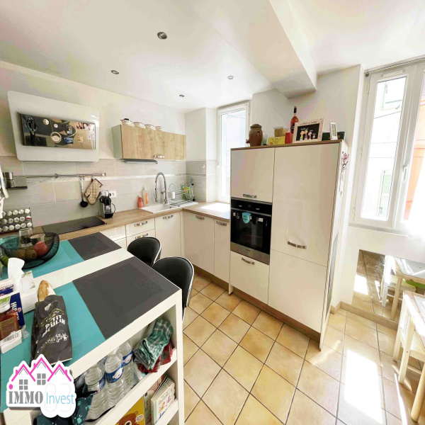 Offres de vente Maison de village Solliès-Toucas 83210