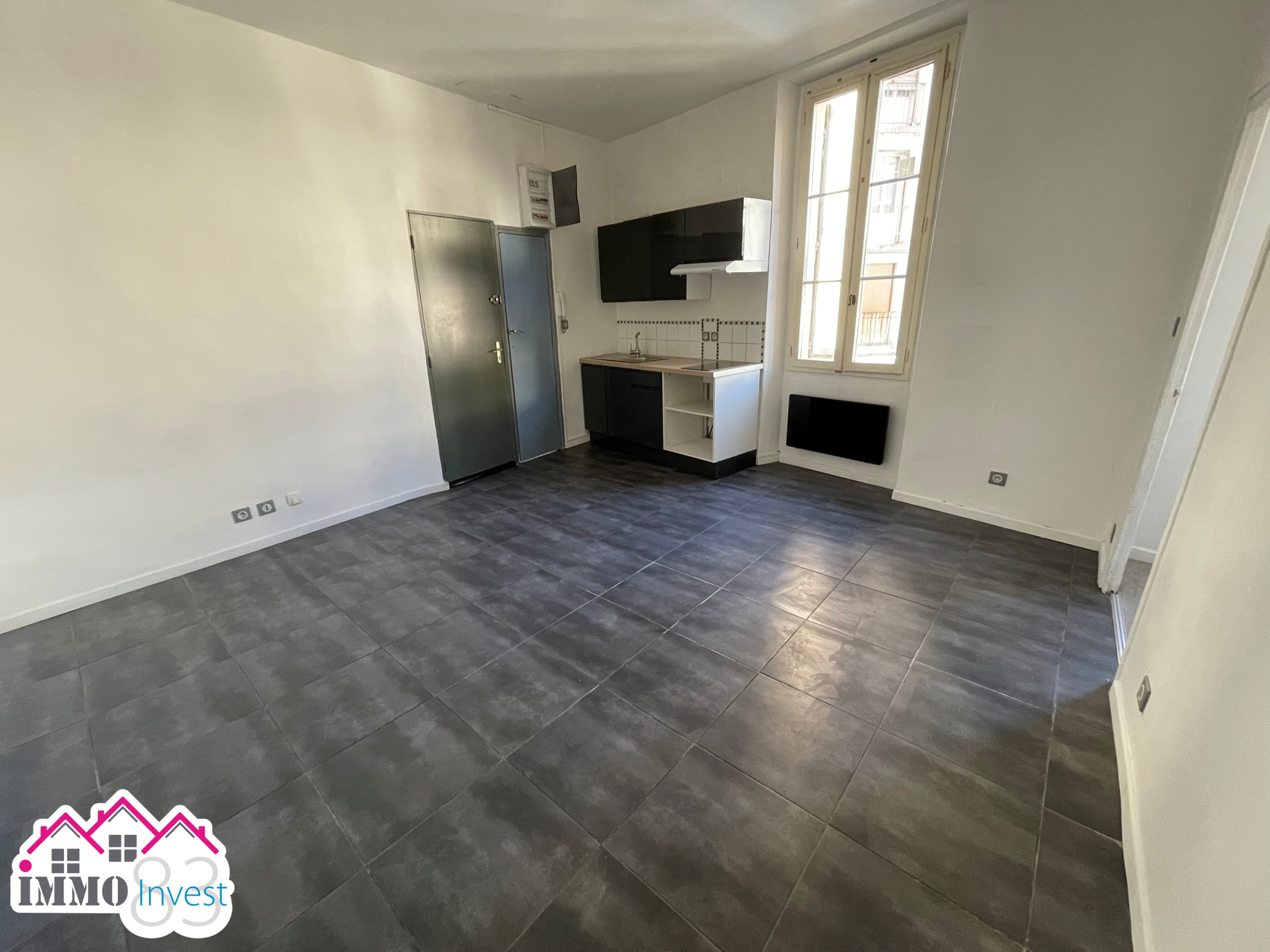 Vente Appartement 34m² 2 Pièces à Toulon (83000) - Immo Invest 83